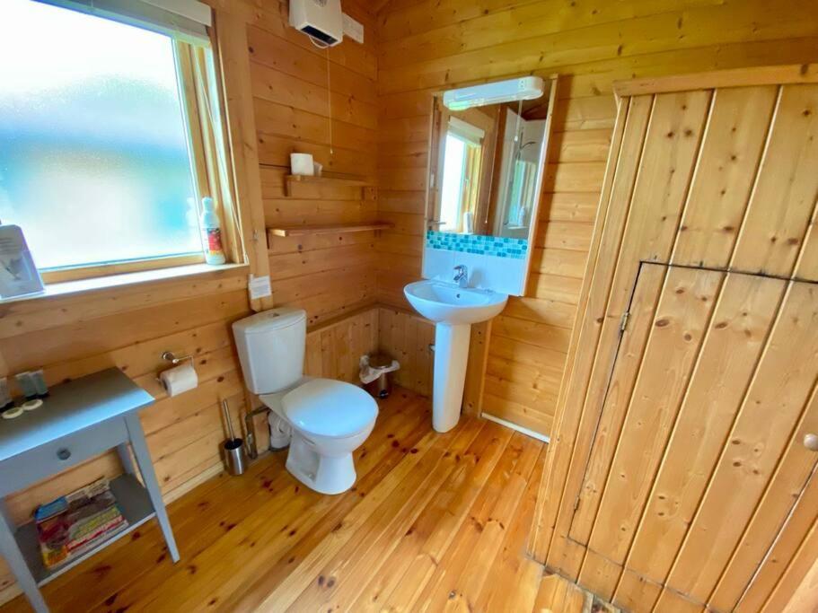 Lilly Lodge, Lake Pochard South Cerney Bagian luar foto